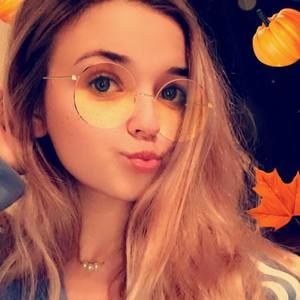 Meet your Posher, Kamrin